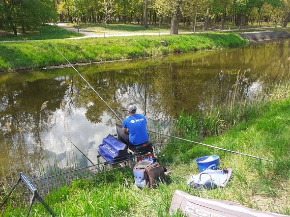 Blog wędkarski, Kanał Obry w Kościanie, łowienie leszczy na tyczkę, łowienie w kanale, zanęta na leszcza