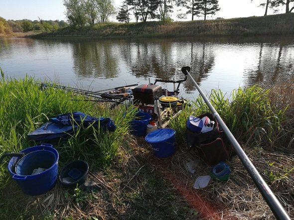 Blog wędkarski, łowienie na rzece, rzeka Warta, łowienie tyczką, zestaw na rzekę